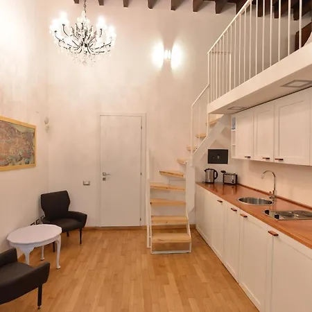 Izzhome Center Cozy Appartement *